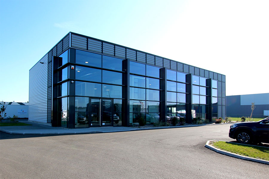 Construction de bâtiment logistique EVOLUM CONTAINER à Civrieux - Millon Immobilier